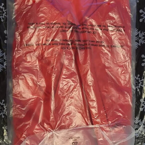 Victoria's Secret Valentine Day Heart Packable Travel Tote - Picture 3 of 3